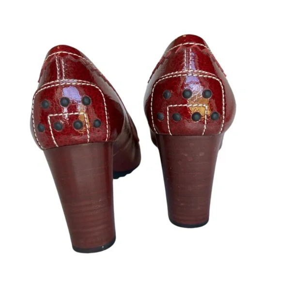 TOD'S Red Patent Leather Top-stitched Pumps Shoes Size 7 - Picture 3 of 7